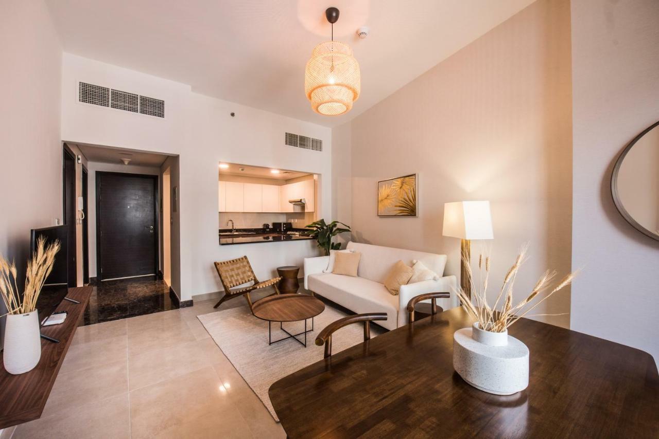 Fantastay Sparkle Tower One Bedroom Suite Marina View دبي المظهر الخارجي الصورة