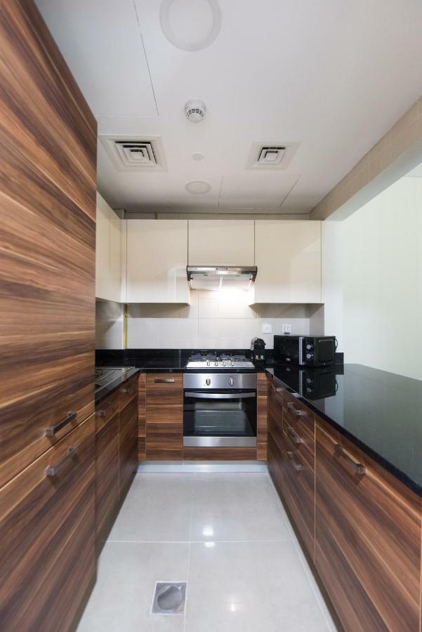 Fantastay Sparkle Tower One Bedroom Suite Marina View دبي المظهر الخارجي الصورة