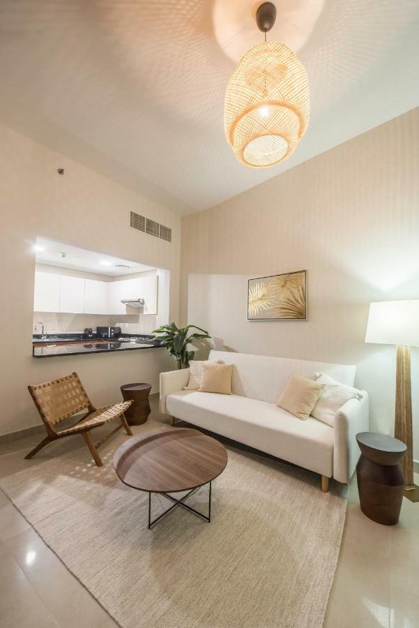 Fantastay Sparkle Tower One Bedroom Suite Marina View دبي المظهر الخارجي الصورة