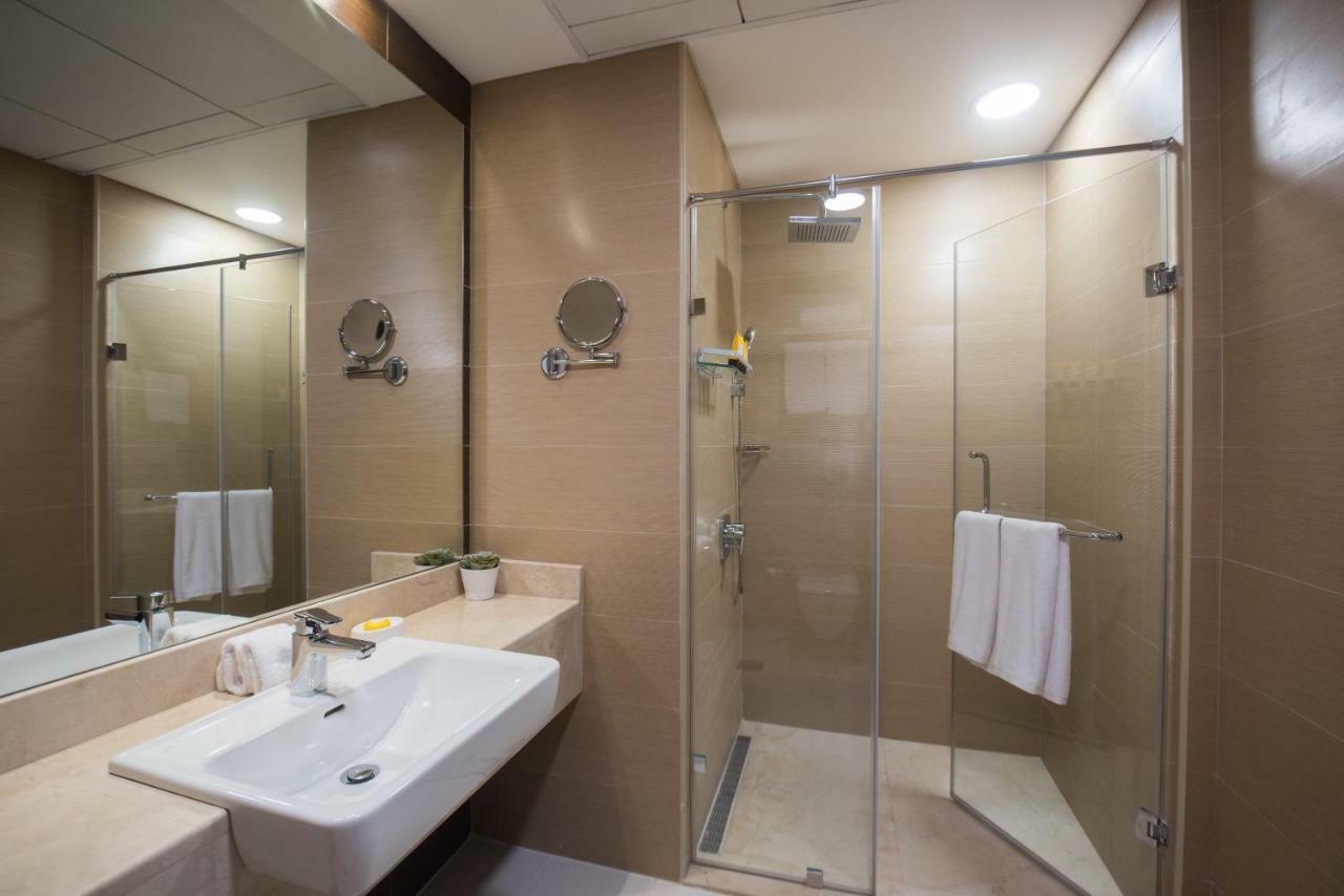 Fantastay Sparkle Tower One Bedroom Suite Marina View دبي المظهر الخارجي الصورة