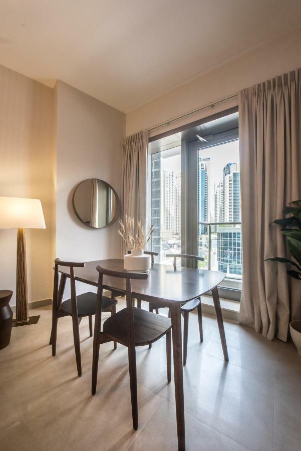 Fantastay Sparkle Tower One Bedroom Suite Marina View دبي المظهر الخارجي الصورة